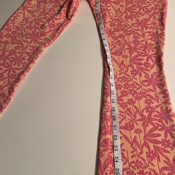 Zara Flared Jacquard’s pants Size L. floral stretchy  #100 - Picture 6 of 10